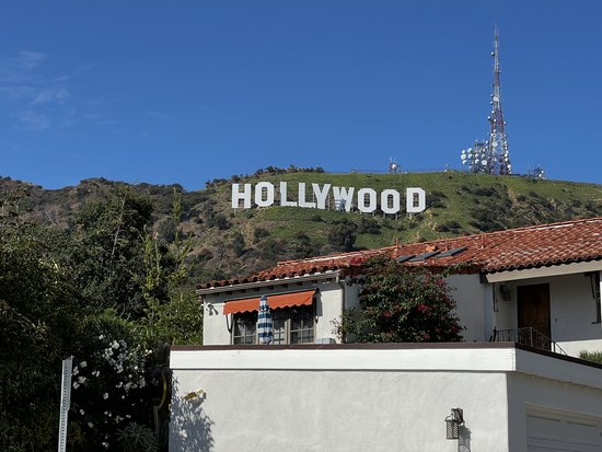 Blick auf den Hollywood-Schriftzug