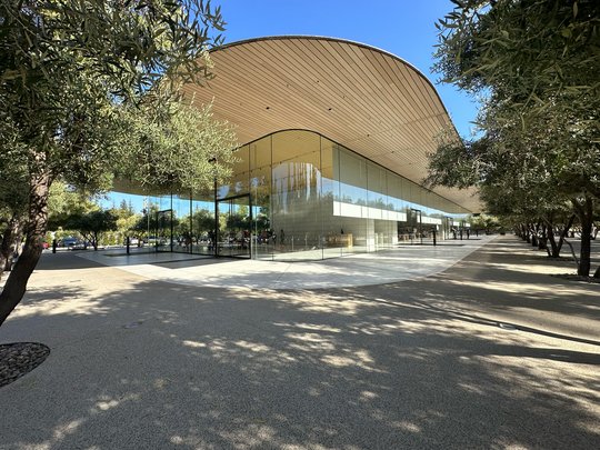 Apple Park Visitor Center